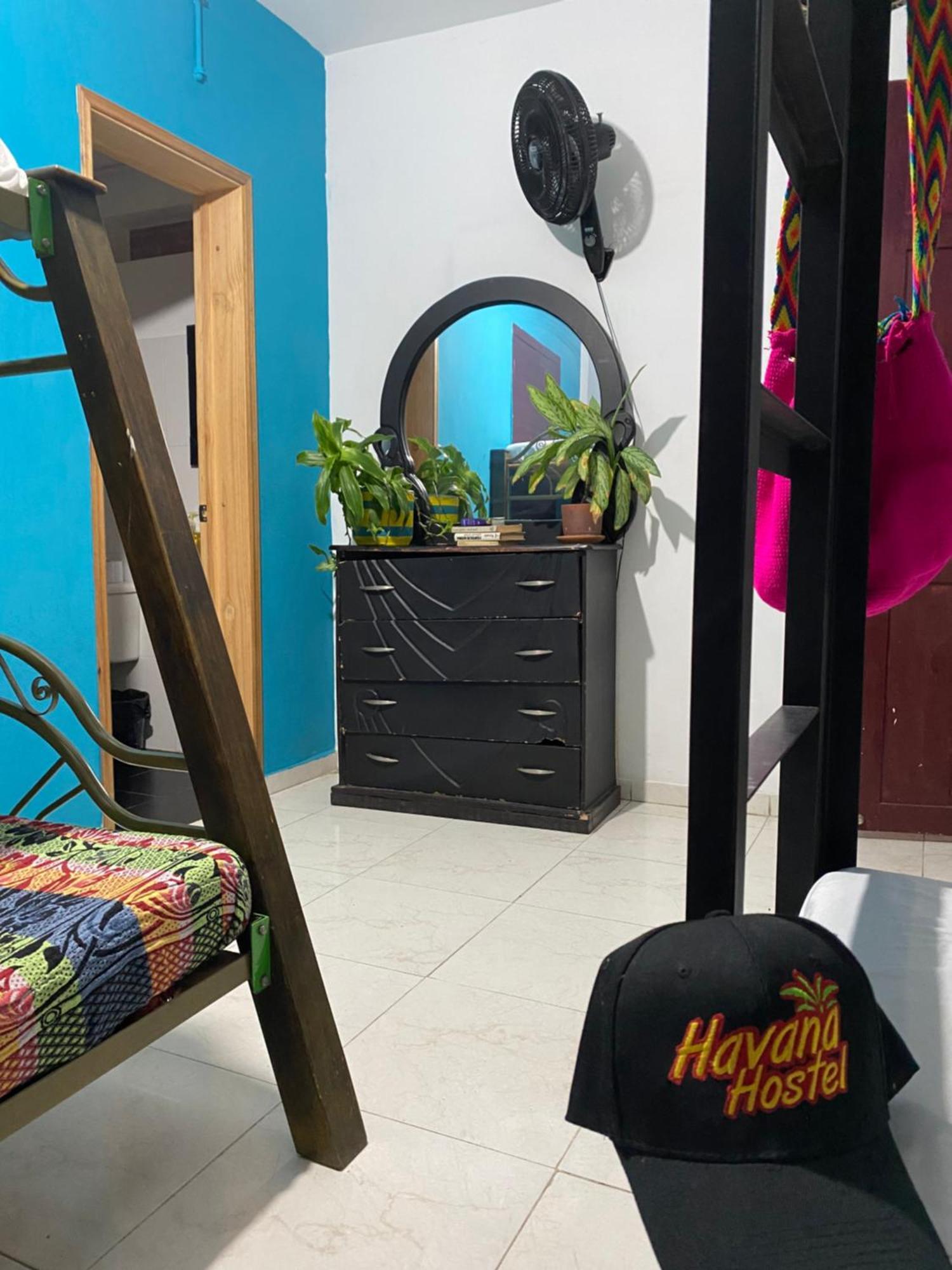 Havana Hostel Cali & Dance School Стая снимка